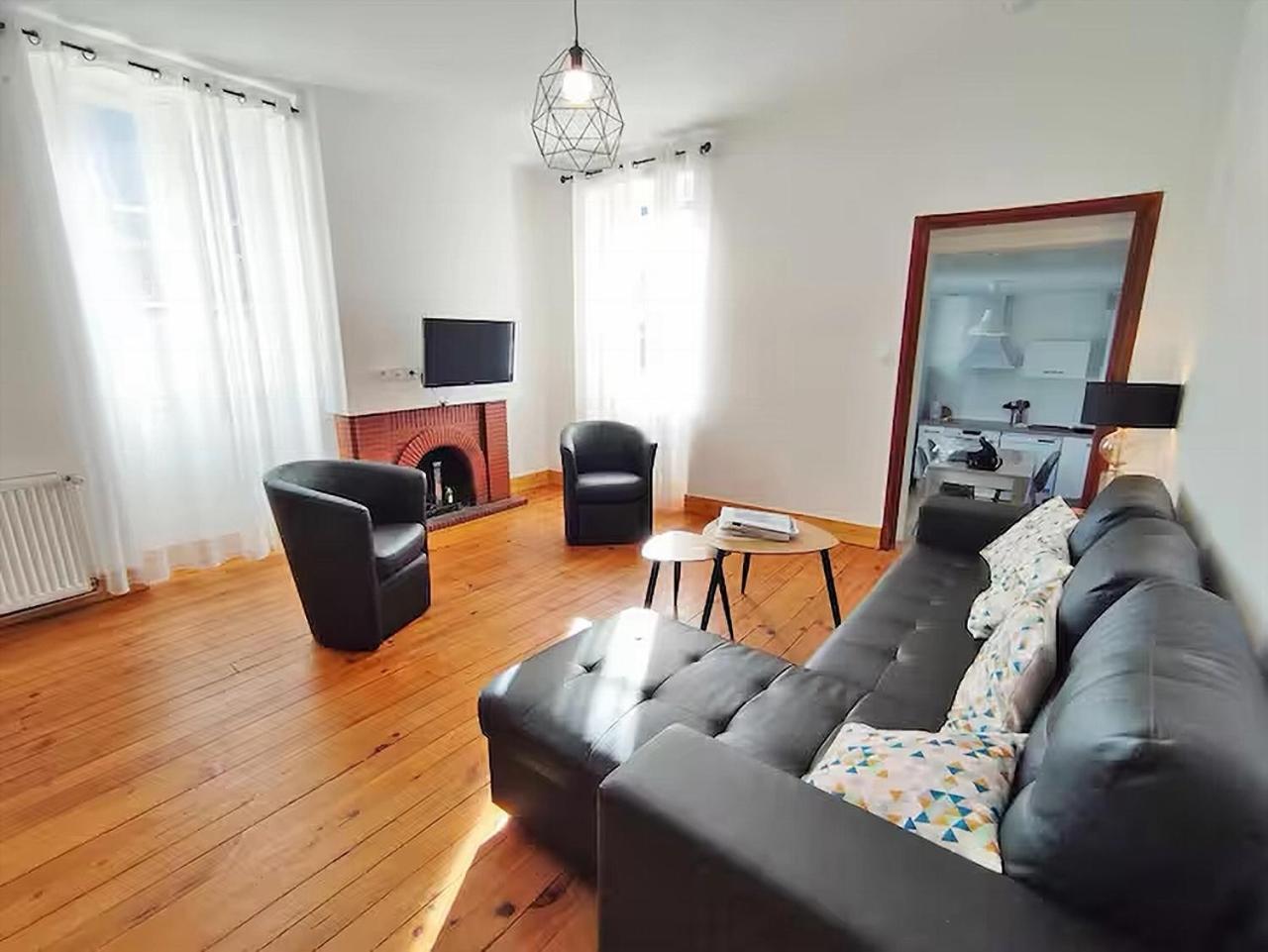 Apartamento L'Alexiane, Centre Luchon, Parking Gratuit, Wifi Bagnères-de-Luchon Exterior foto