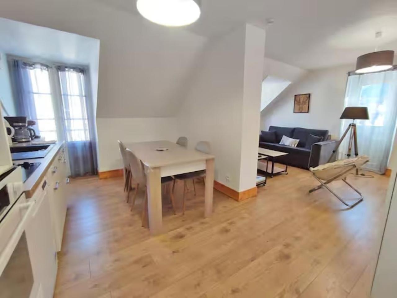 Apartamento L'Alexiane, Centre Luchon, Parking Gratuit, Wifi Bagnères-de-Luchon Exterior foto